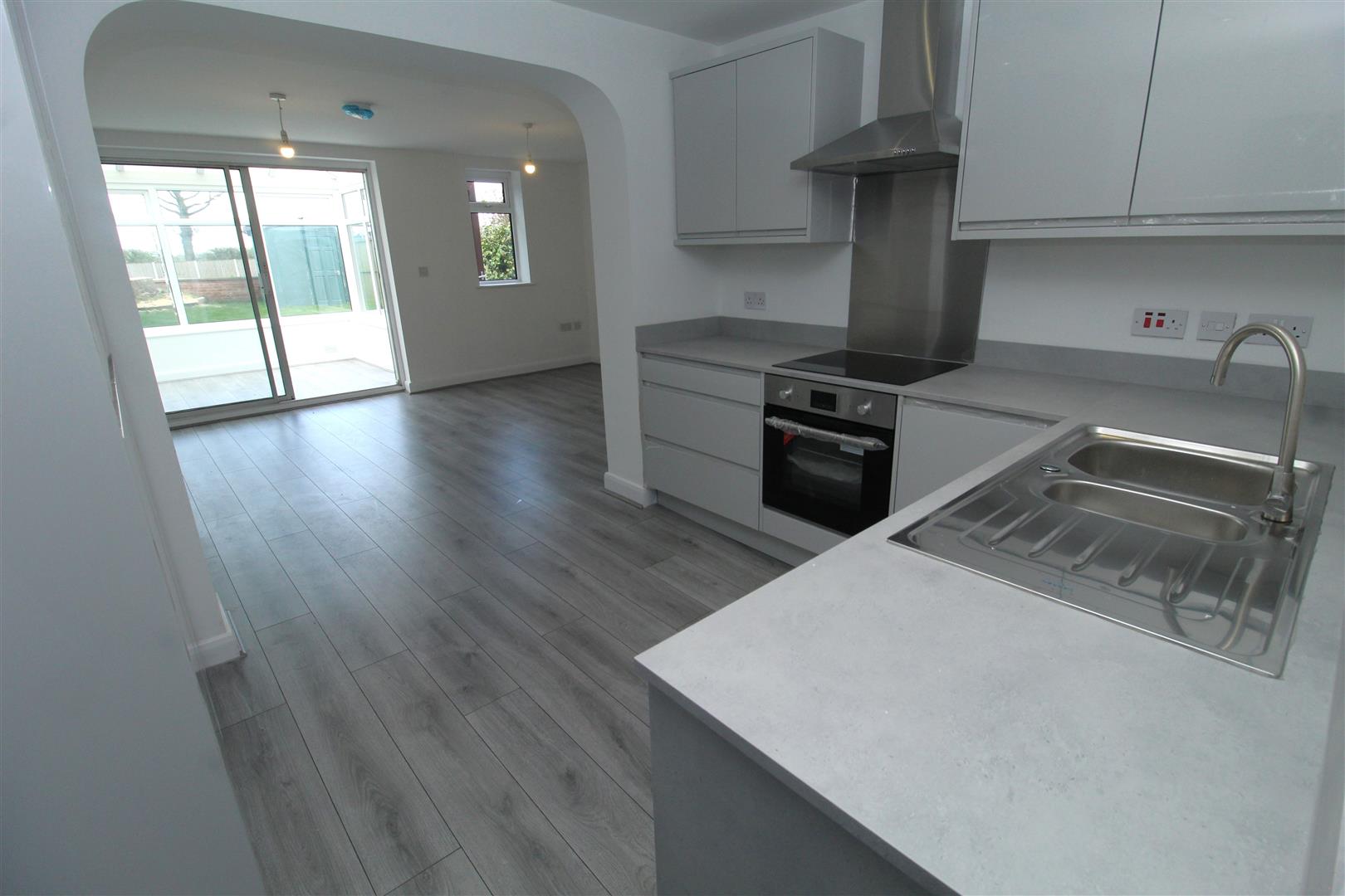 Property Details Estate Agents, Aintree, Liverpool Grosvenor